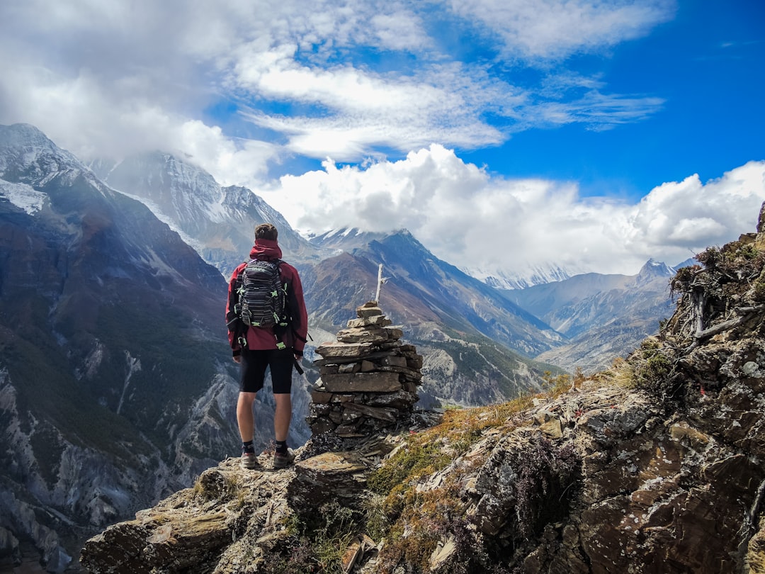 The Art of Traveling Light: How to Explore the World Without the Baggage